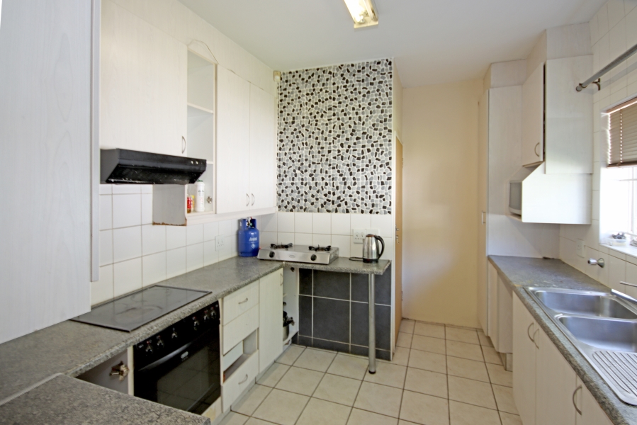 3 Bedroom Property for Sale in Lombardy East Gauteng