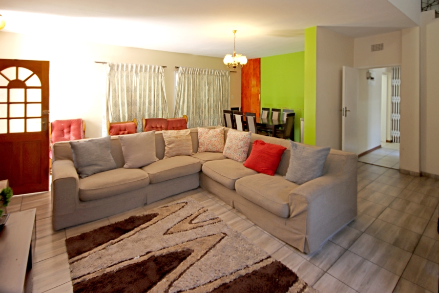 3 Bedroom Property for Sale in Lombardy East Gauteng
