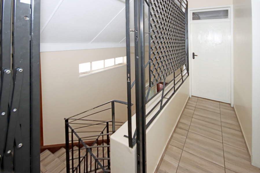 3 Bedroom Property for Sale in Lombardy East Gauteng