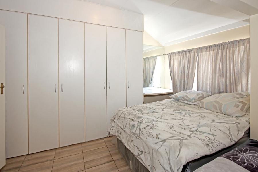 3 Bedroom Property for Sale in Lombardy East Gauteng