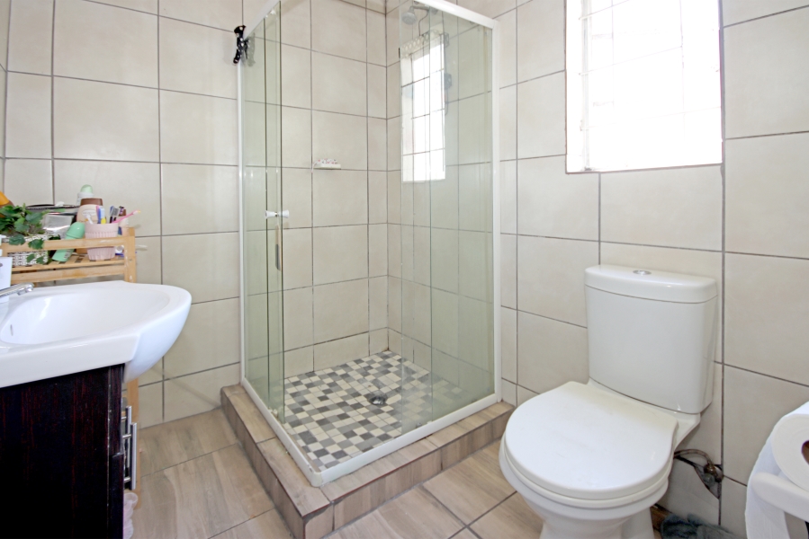 3 Bedroom Property for Sale in Lombardy East Gauteng