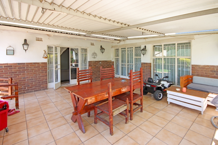 3 Bedroom Property for Sale in Lombardy East Gauteng