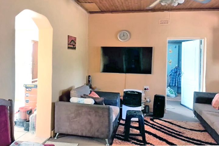 2 Bedroom Property for Sale in Newclare Gauteng