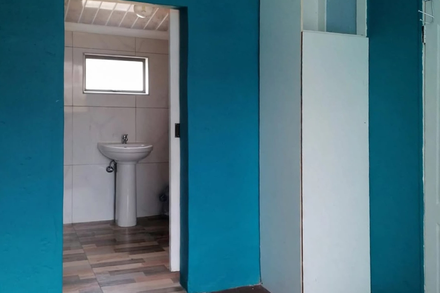 2 Bedroom Property for Sale in Newclare Gauteng