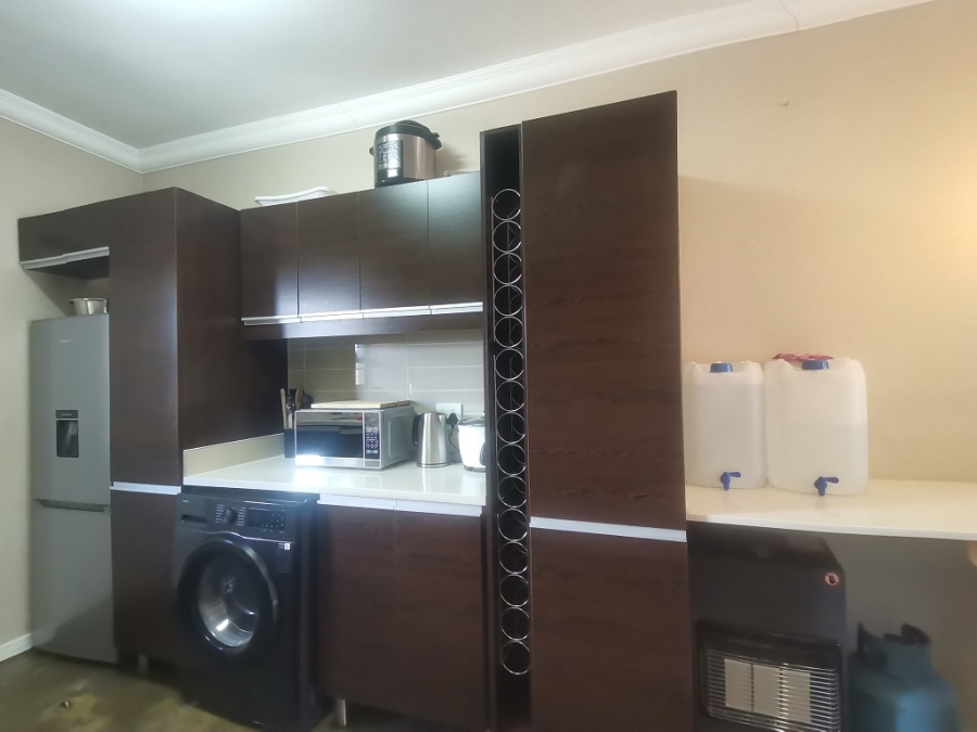 2 Bedroom Property for Sale in Gleneagles Gauteng