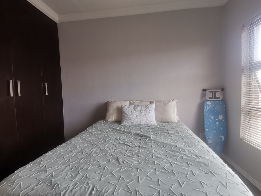 2 Bedroom Property for Sale in Gleneagles Gauteng