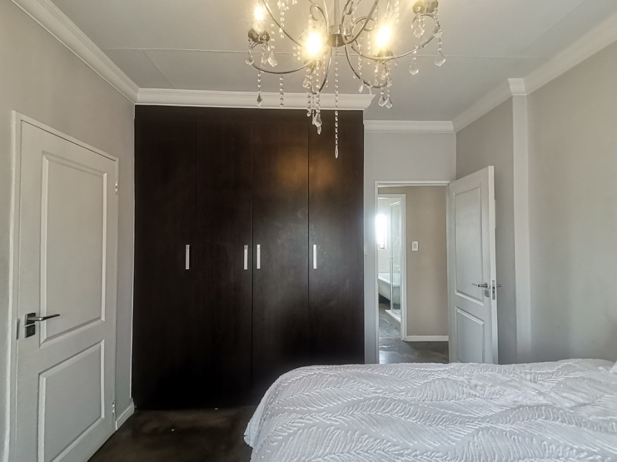 2 Bedroom Property for Sale in Gleneagles Gauteng