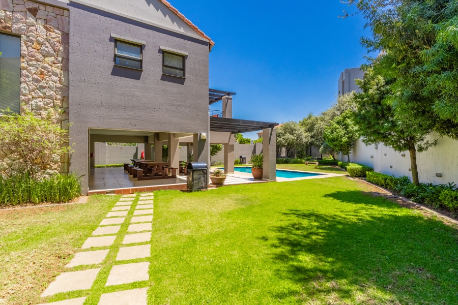To Let 1 Bedroom Property for Rent in Sunninghill Gauteng