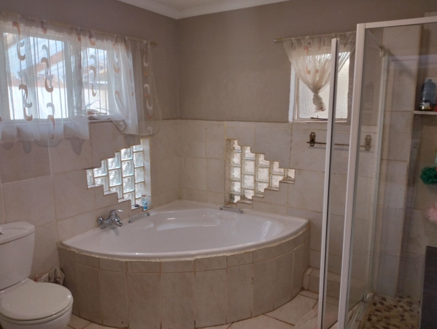 3 Bedroom Property for Sale in Primrose Gauteng