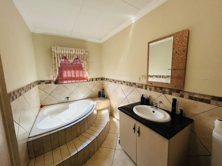 3 Bedroom Property for Sale in Sharon Park Gauteng