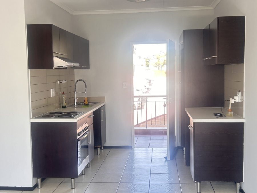 To Let 2 Bedroom Property for Rent in North Riding Gauteng