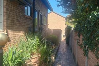2 Bedroom Property for Sale in Van Riebeeck Park Gauteng