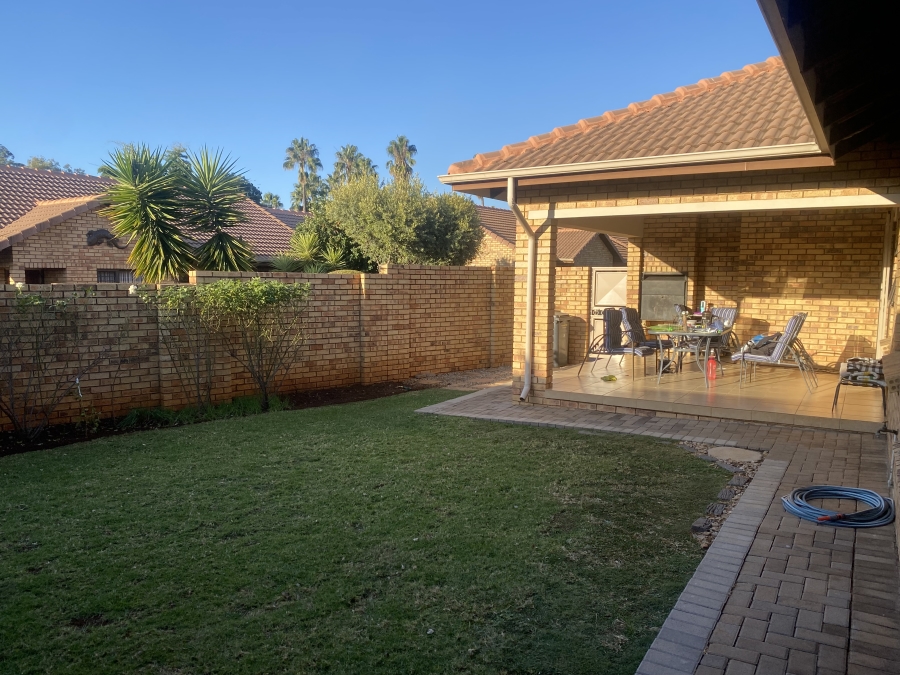 3 Bedroom Property for Sale in Willow Park Manor Gauteng