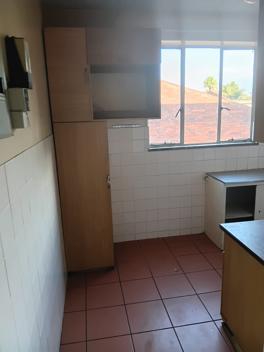 2 Bedroom Property for Sale in Kempton Park Central Gauteng