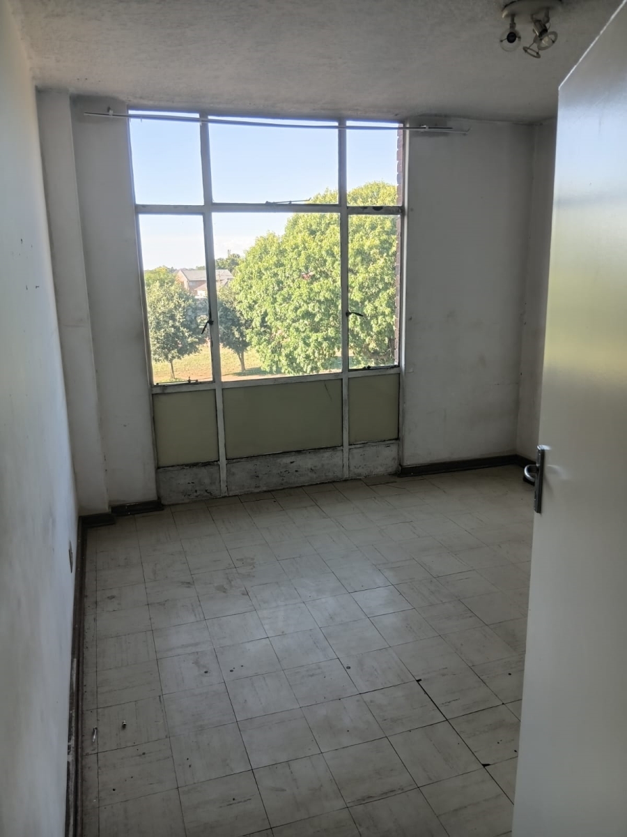 2 Bedroom Property for Sale in Kempton Park Central Gauteng
