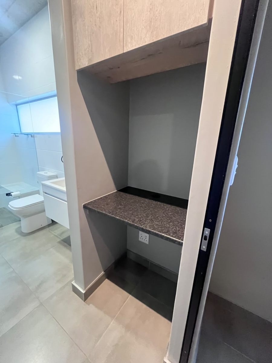 1 Bedroom Property for Sale in Menlo Park Gauteng