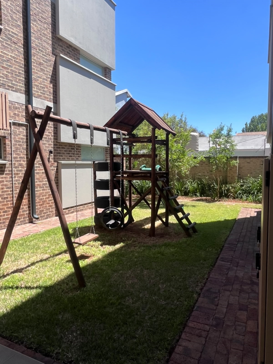 1 Bedroom Property for Sale in Menlo Park Gauteng
