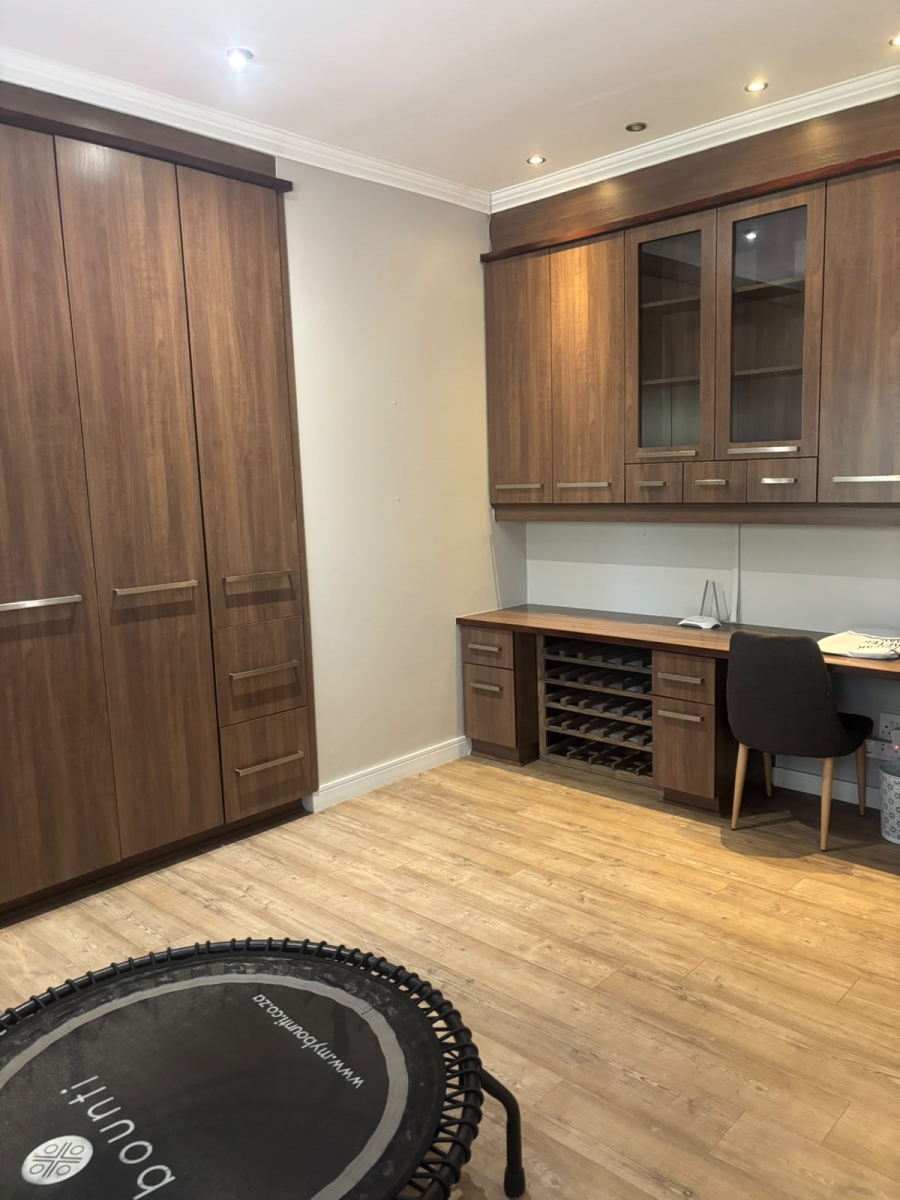 5 Bedroom Property for Sale in Emfuleni Golf Estate Gauteng