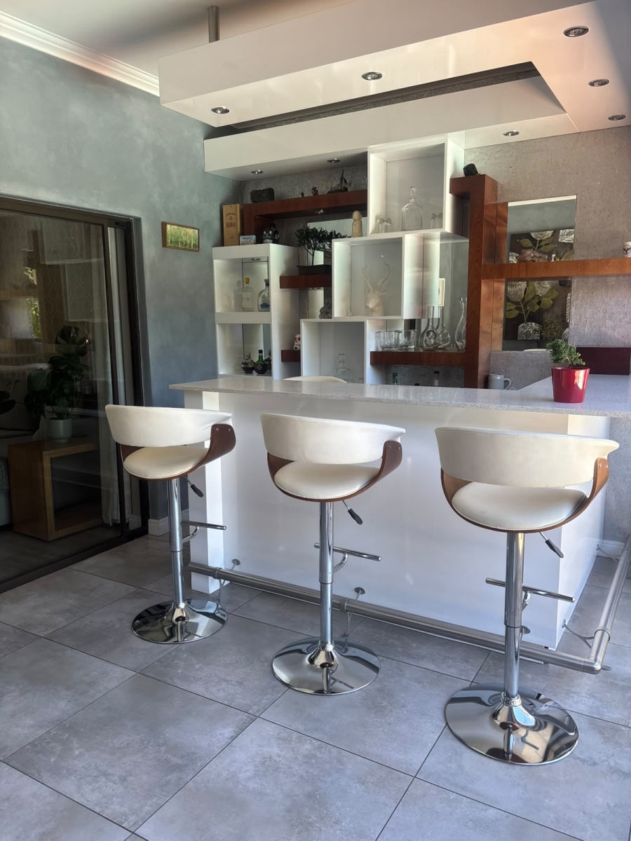 5 Bedroom Property for Sale in Emfuleni Golf Estate Gauteng