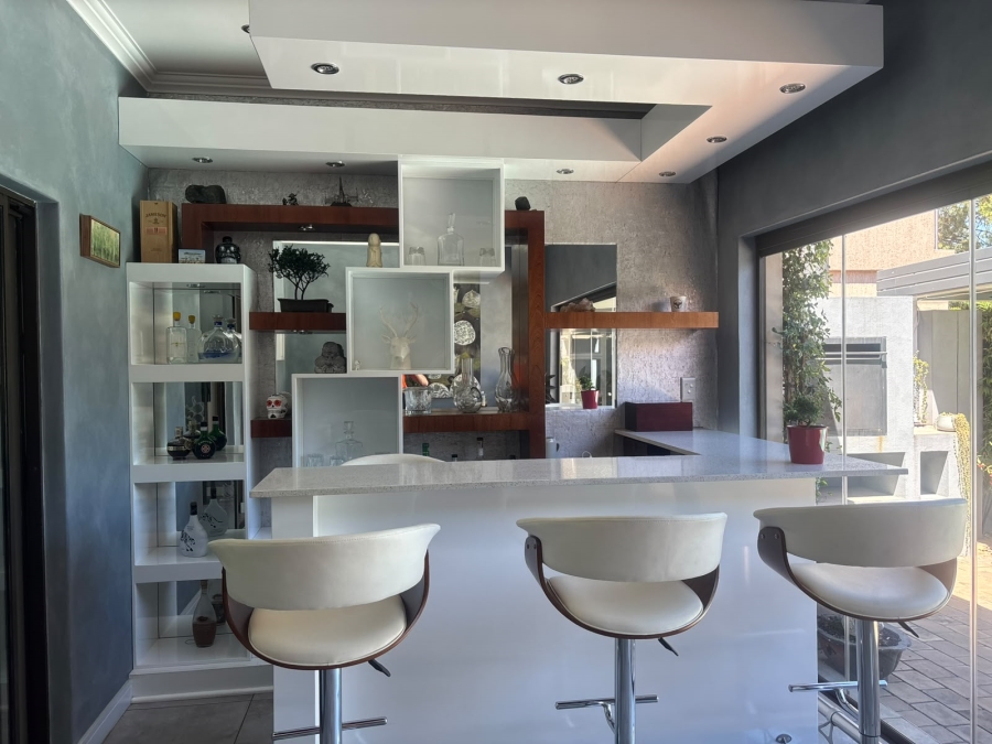 5 Bedroom Property for Sale in Emfuleni Golf Estate Gauteng