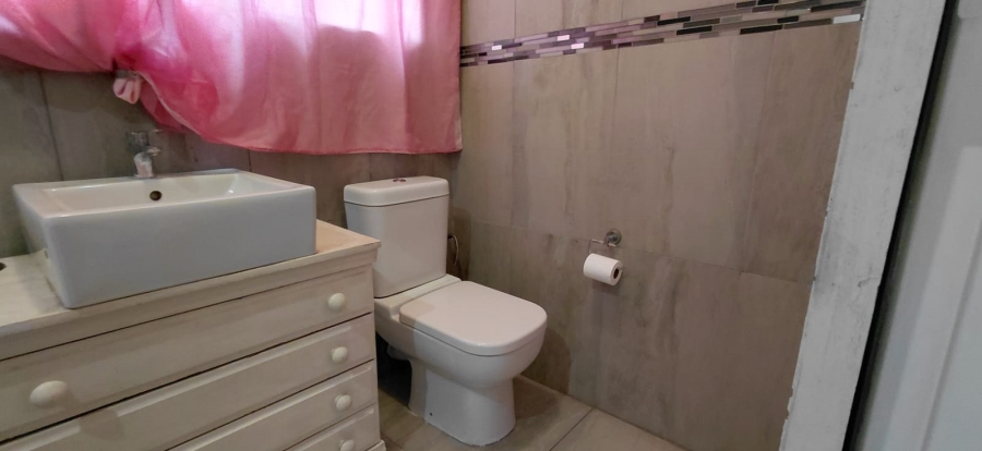 To Let 1 Bedroom Property for Rent in Sunward Park Gauteng