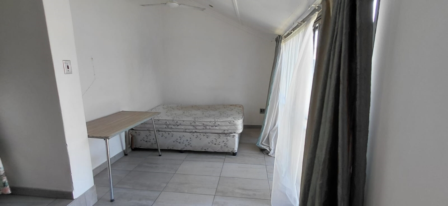 To Let 1 Bedroom Property for Rent in Sunward Park Gauteng
