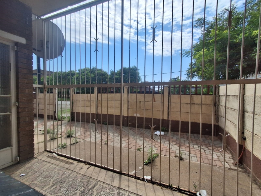 2 Bedroom Property for Sale in Vereeniging Gauteng