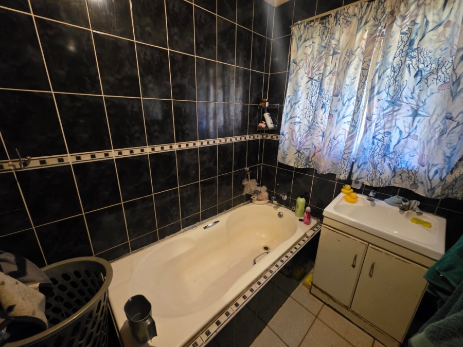 3 Bedroom Property for Sale in Vanderbijlpark CE 2 Gauteng