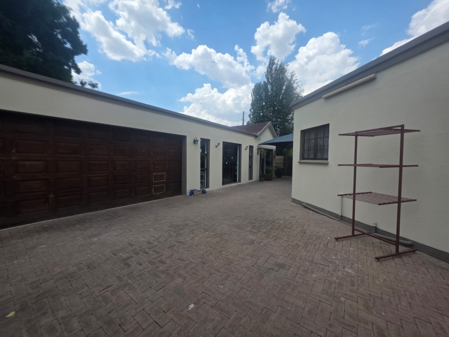 3 Bedroom Property for Sale in Risiville Gauteng