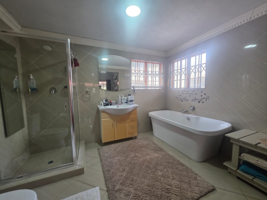 3 Bedroom Property for Sale in Risiville Gauteng