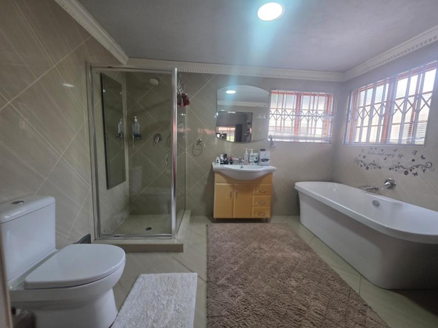 3 Bedroom Property for Sale in Risiville Gauteng