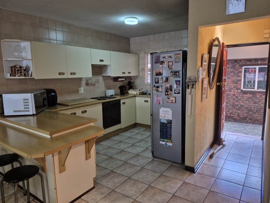 2 Bedroom Property for Sale in Randhart Gauteng