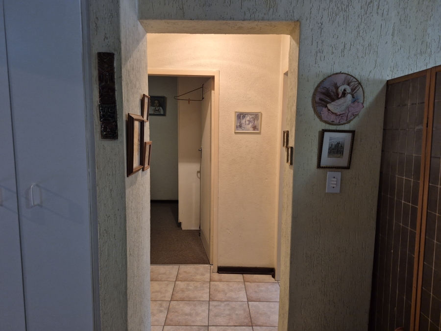 2 Bedroom Property for Sale in Randhart Gauteng