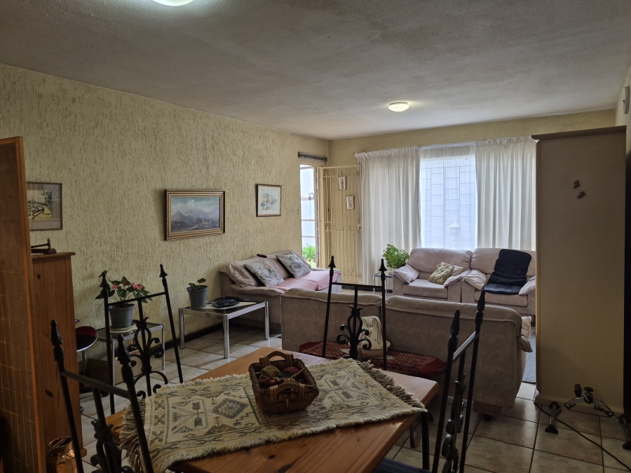 2 Bedroom Property for Sale in Randhart Gauteng