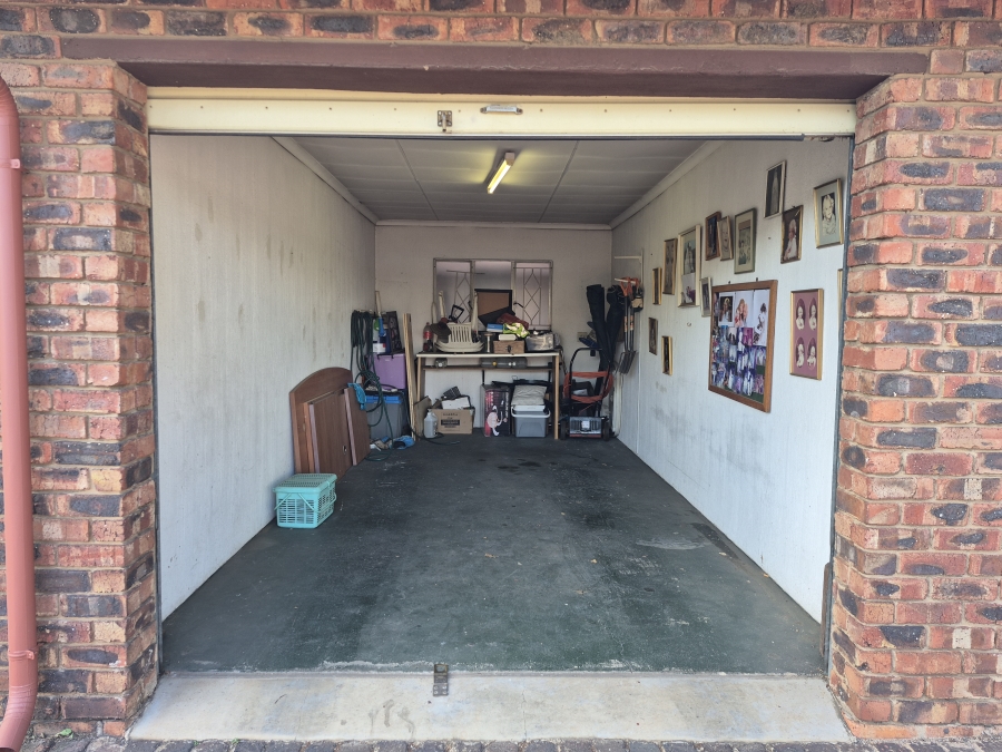 2 Bedroom Property for Sale in Randhart Gauteng