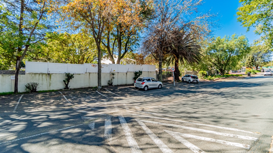 Commercial Property for Sale in Fourways Gauteng
