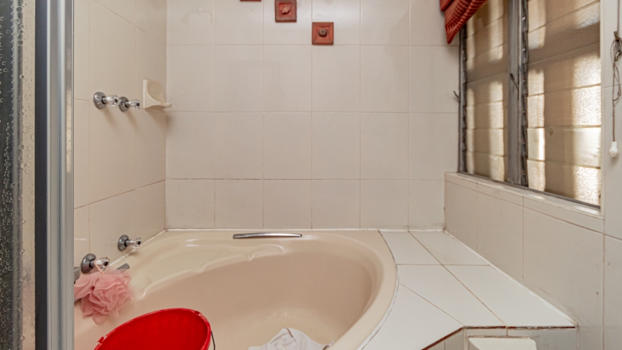 Commercial Property for Sale in Fourways Gauteng