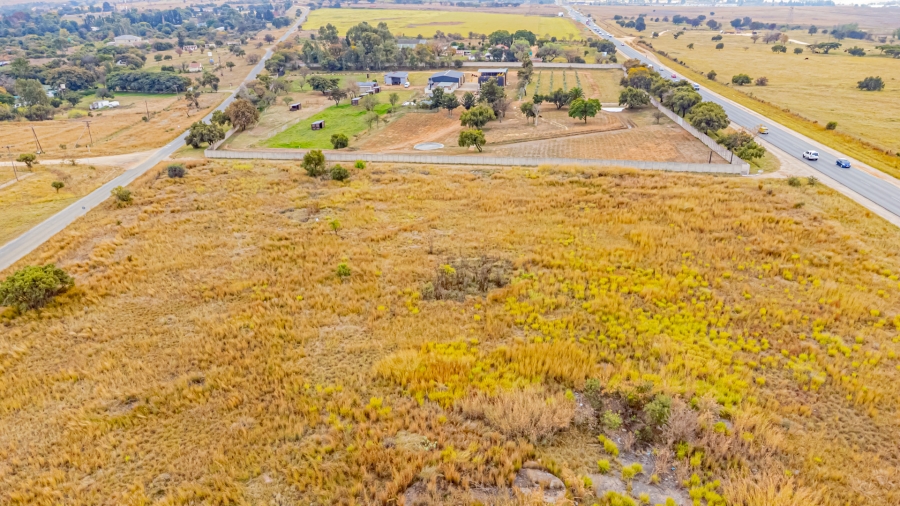 Commercial Property for Sale in Laezonia Gauteng