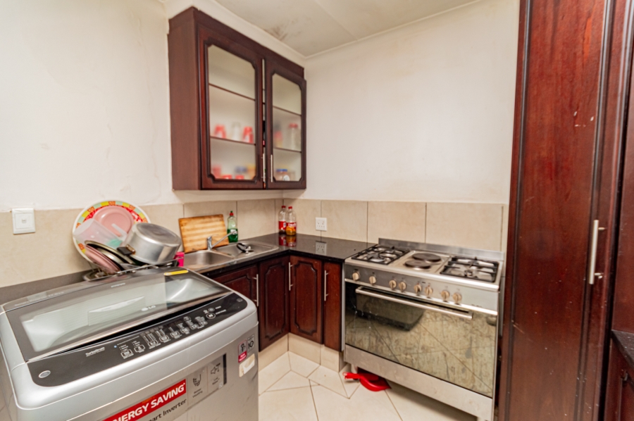 To Let 2 Bedroom Property for Rent in Knoppieslaagte Gauteng