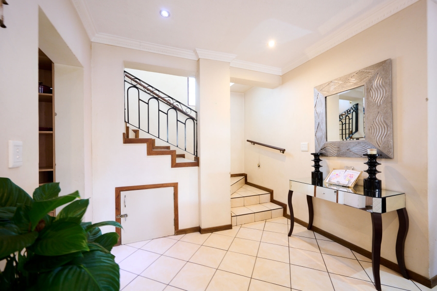 3 Bedroom Property for Sale in Barbeque Downs Gauteng