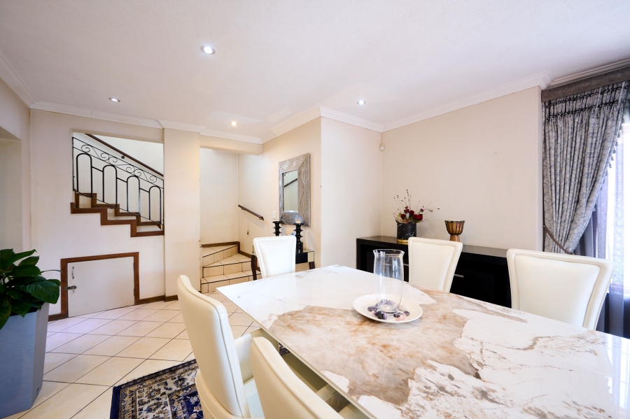 3 Bedroom Property for Sale in Barbeque Downs Gauteng