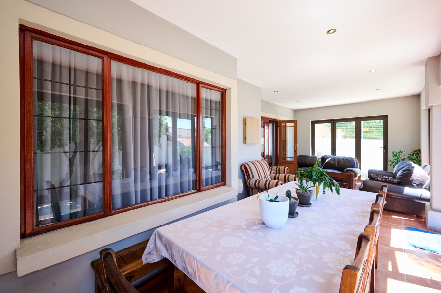 3 Bedroom Property for Sale in Barbeque Downs Gauteng