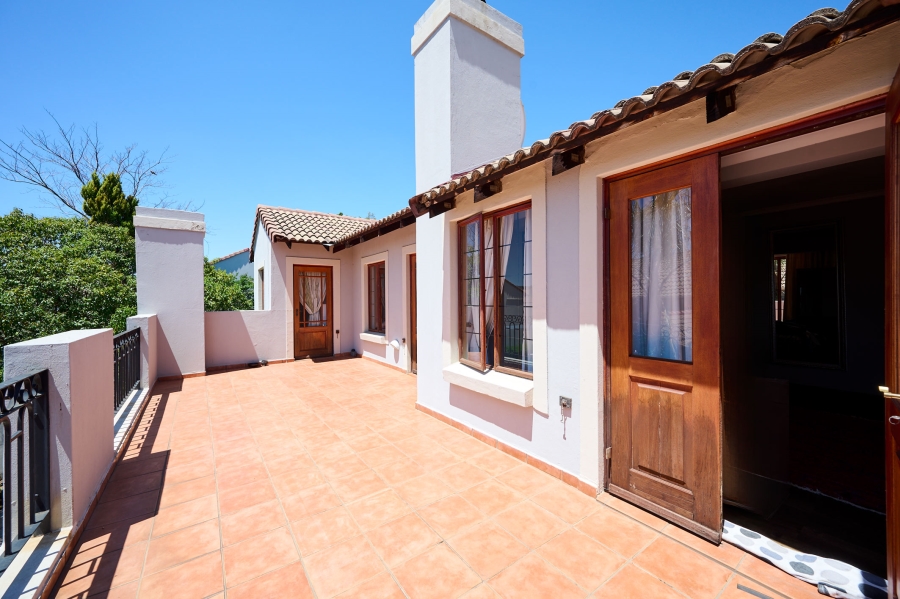 3 Bedroom Property for Sale in Barbeque Downs Gauteng