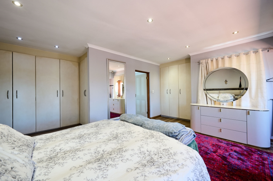 3 Bedroom Property for Sale in Barbeque Downs Gauteng