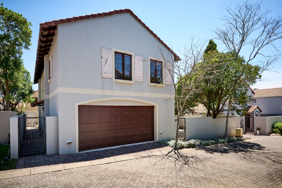 3 Bedroom Property for Sale in Barbeque Downs Gauteng