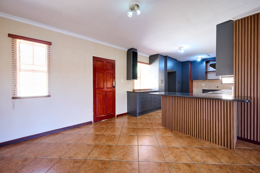3 Bedroom Property for Sale in Halfway Gardens Gauteng