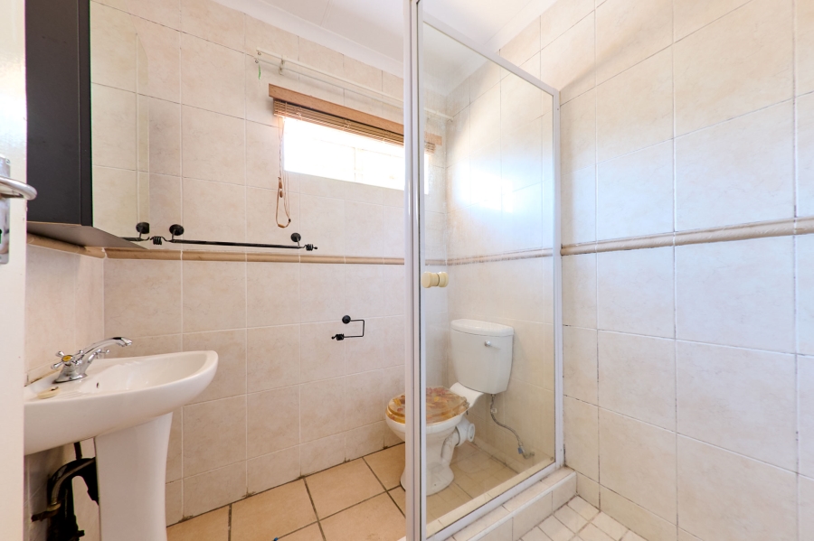 3 Bedroom Property for Sale in Halfway Gardens Gauteng