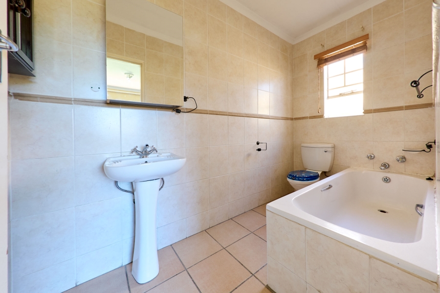 3 Bedroom Property for Sale in Halfway Gardens Gauteng