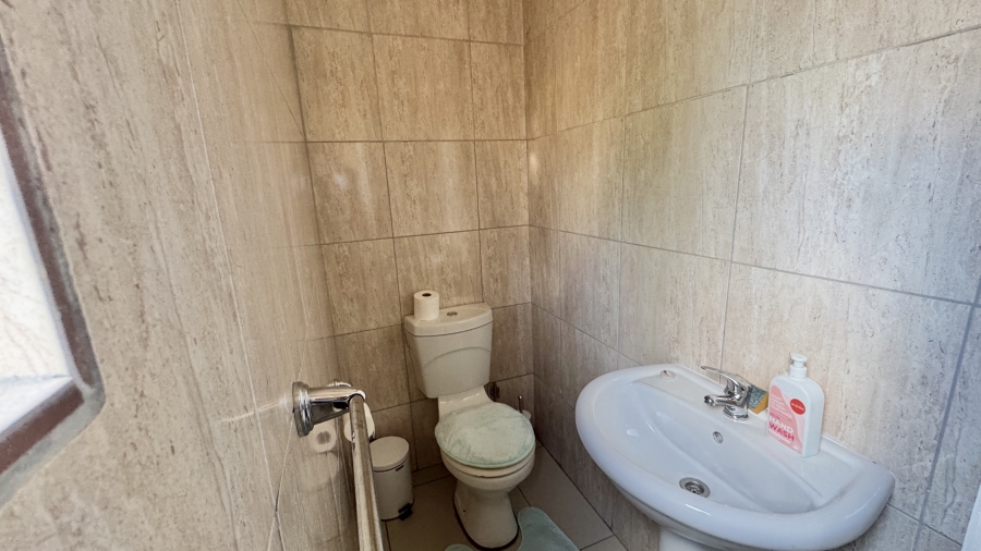 4 Bedroom Property for Sale in Sagewood Gauteng
