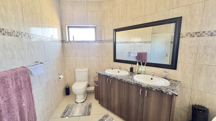 4 Bedroom Property for Sale in Sagewood Gauteng